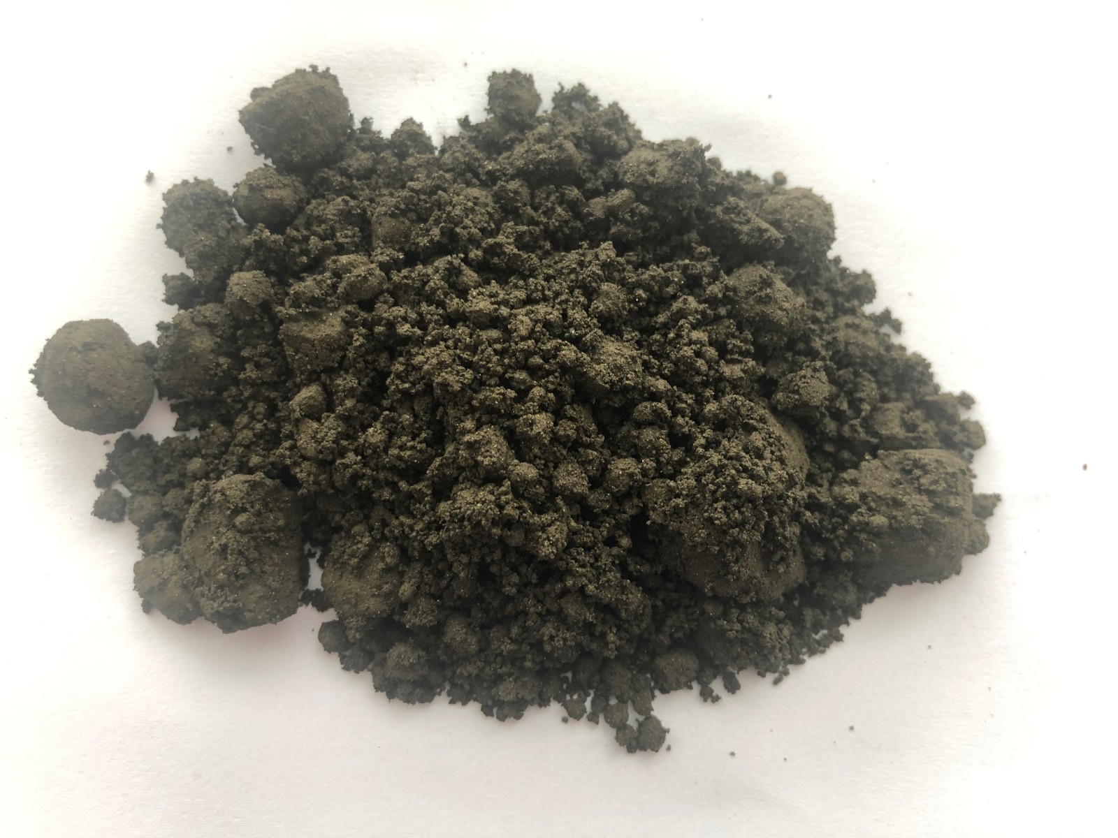 銅精礦，細小粉末狀，銅品位20-30%